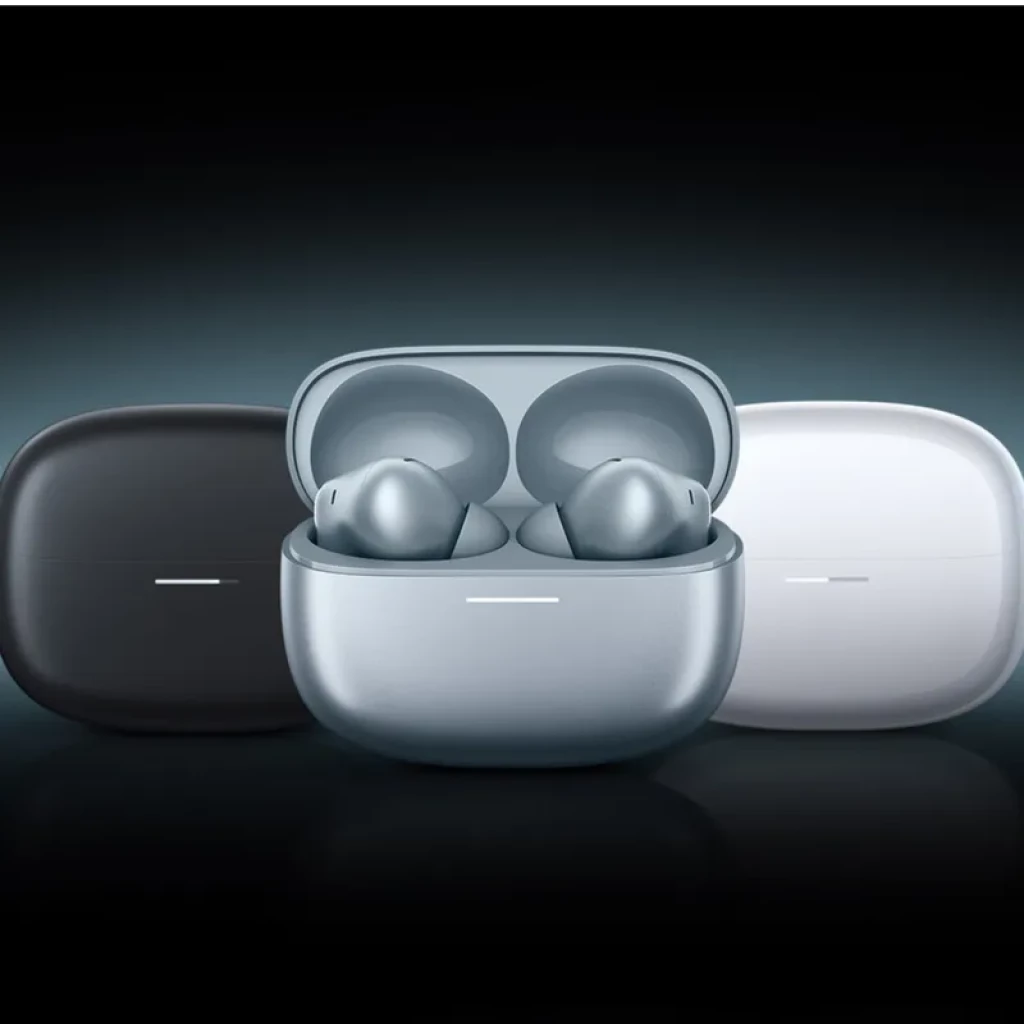 Xiaomi Redmi Buds 8 Pro ANC Negro: estuche compacto y mate con tapa curva, auriculares in ear ergonómicos, diseño minimalista en negro, gris y blanco.