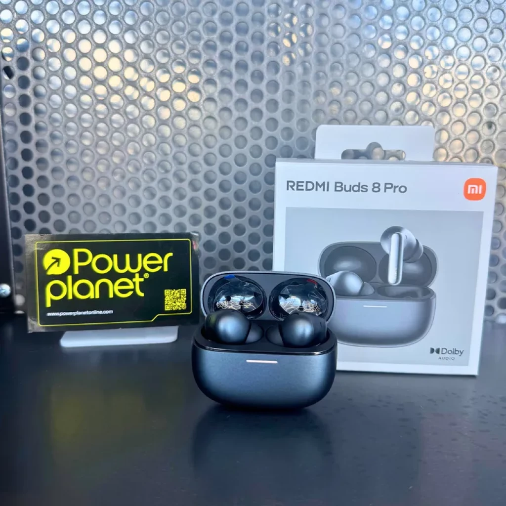 Xiaomi Redmi Buds 8 Pro ANC Negro en estuche mate con tapa abierta; earbuds intrauditivos negros con vástago corto y acabado metálico, caja y logo a la vista