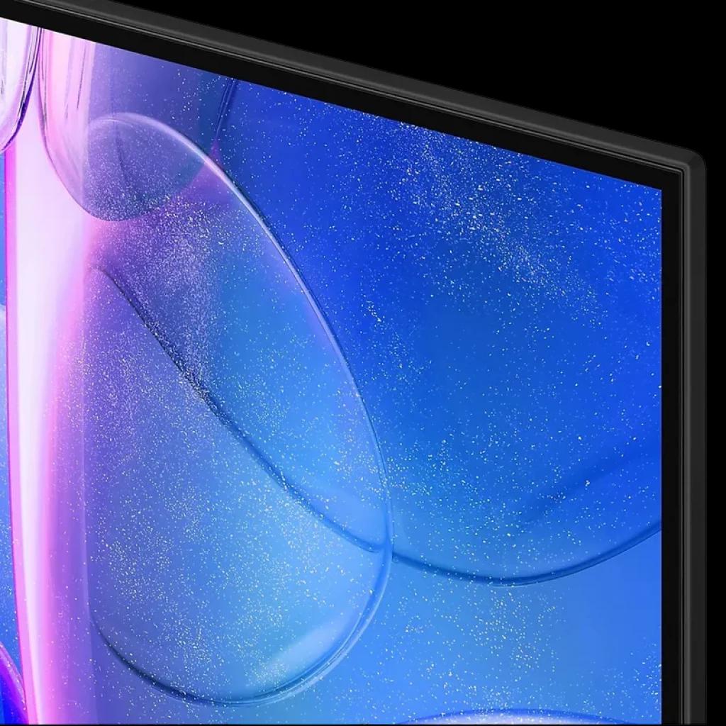 Borda fina preta e tela 55 Crystal UHD 4K com cores vibrantes e alto contraste HDR10+; design elegante, ângulos retos e acabamento premium