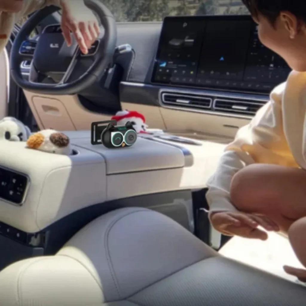 Adaptador inalámbrico Ottocast CarPlay con módulo Cabin Care, cámaras dobles frontales, receptor USB, cables y soportes circulares en kit completo