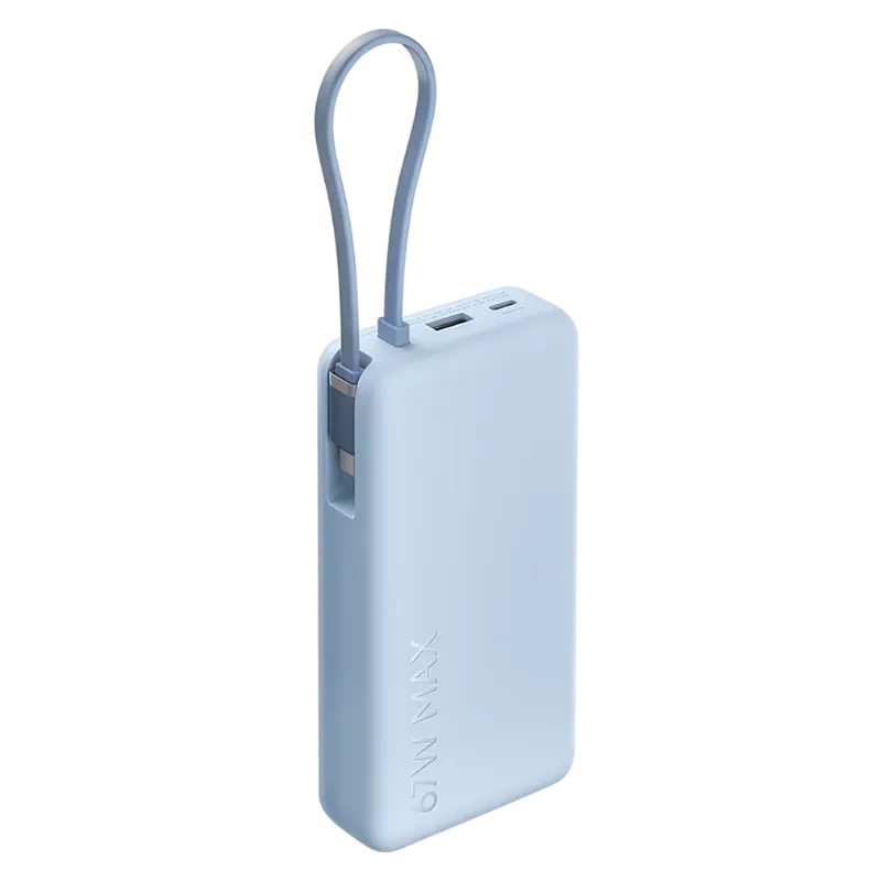 Vista a 45 grados del power bank Xiaomi en color azul con logo con el nombre y cable USB-C integrado