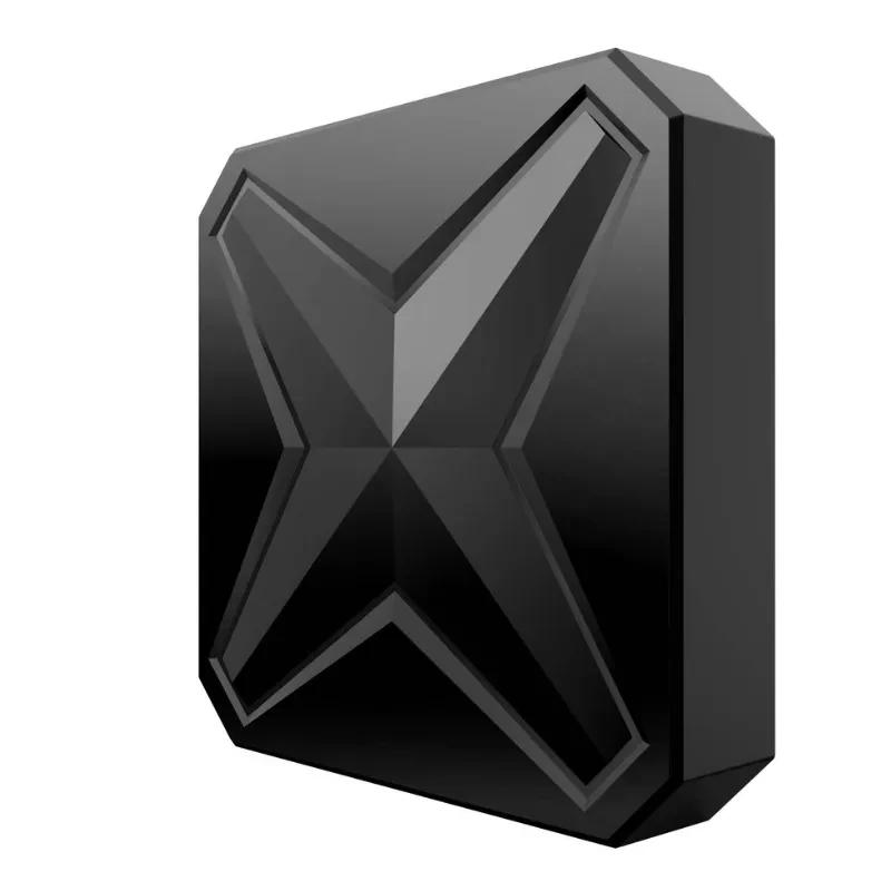 Q1 Mini+ RK3518 Android TV em caixa preta compacta com X em relevo, acabamento brilhante e cantos chanfrados, design moderno e minimalista