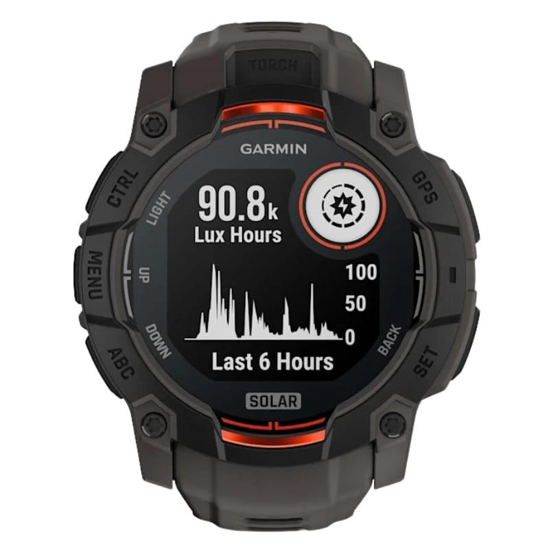 Garmin Instinct 3 Solar 50 mm en negro, bisel robusto, pantalla monocroma con métricas solares, botones laterales y correa de silicona carbón con NFC