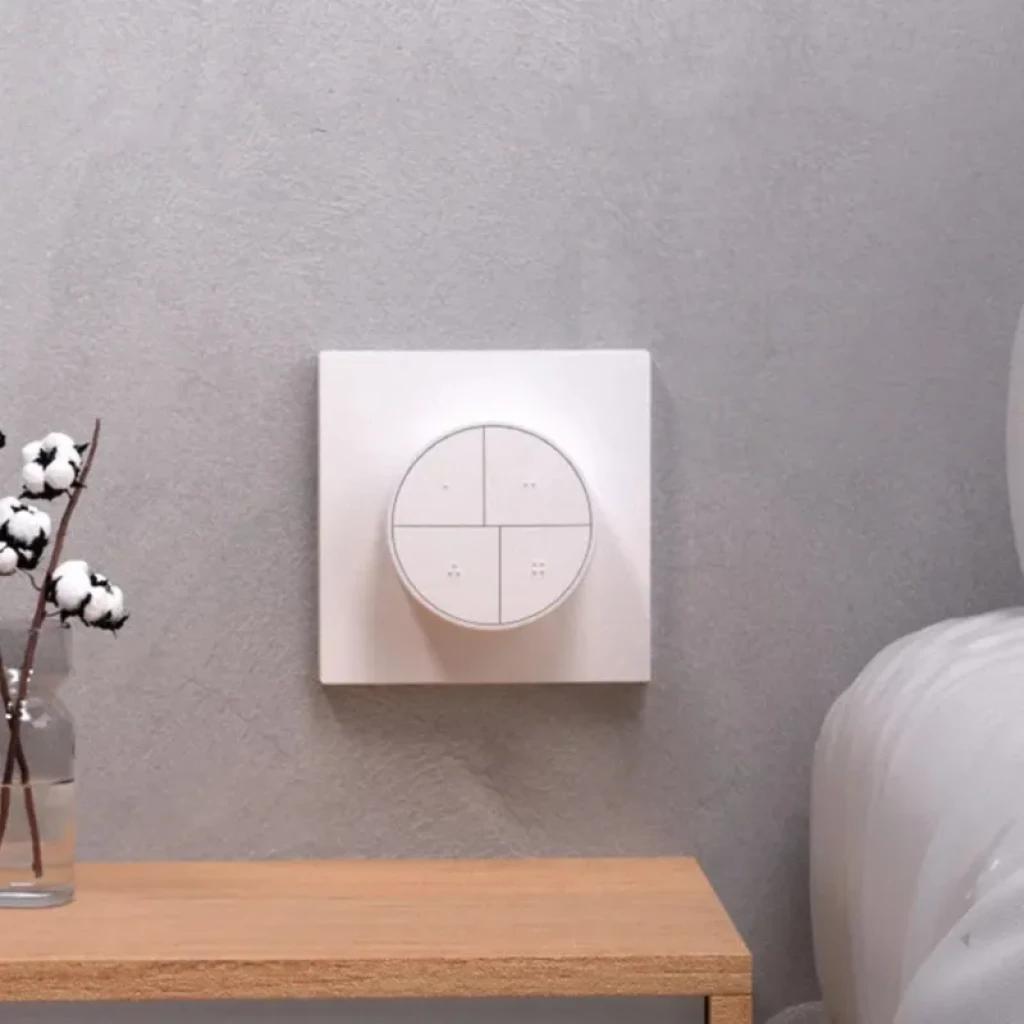 Sonoff SNZB-01M Smart Wireless ZigBee interruptor 4 en 1 blanco, montado en pared, diseño cuadrado con mando circular y cuatro botones táctiles minimalistas