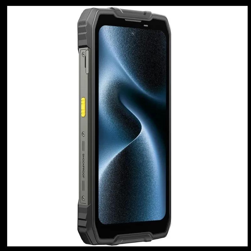 Vista a 45 graus do Oscal Pilot 5 com tecla especial em amarelo e bordas pretas