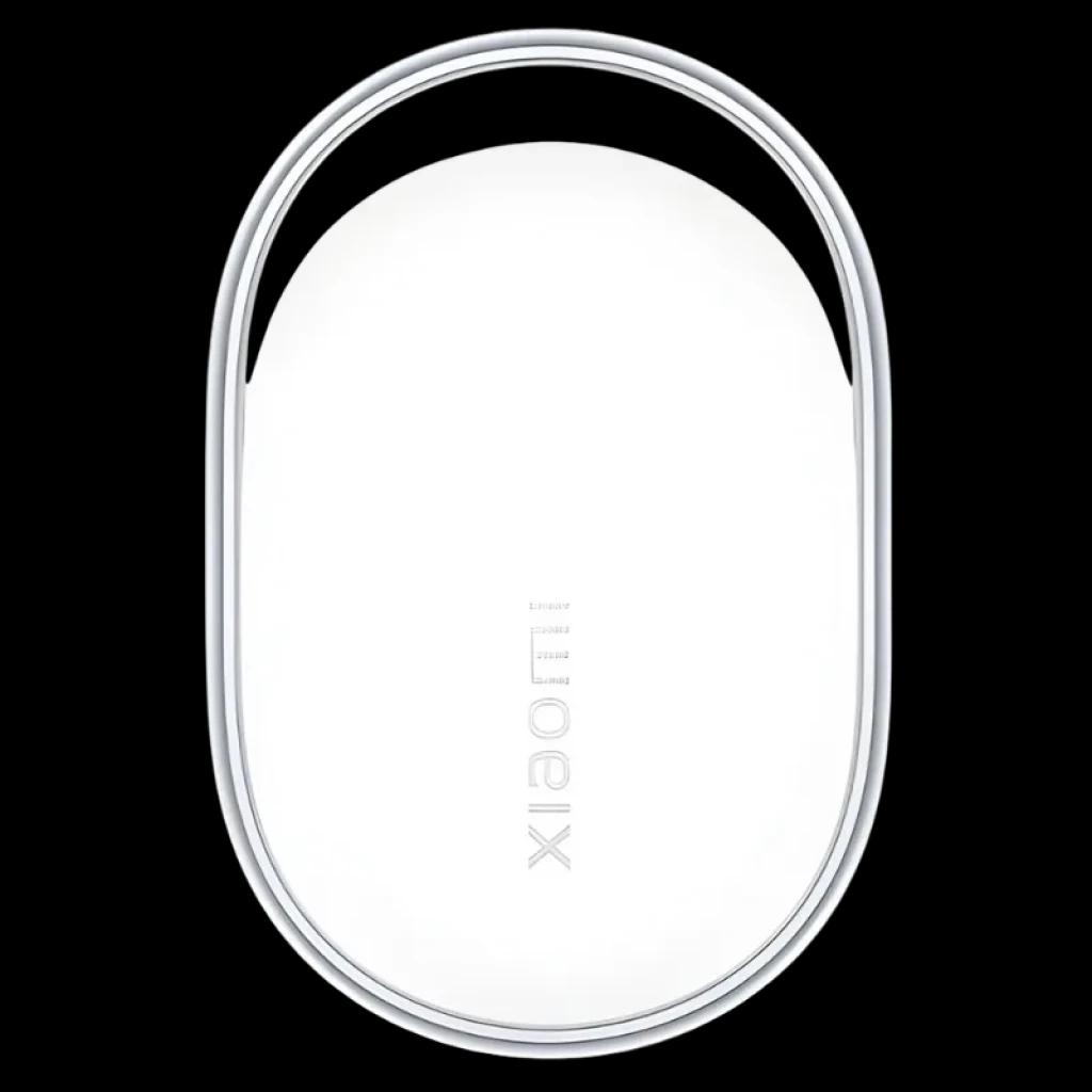 Xiaomi Tag ovalada blanca con borde metálico brillante; diseño minimalista, compacto y resistente IP67