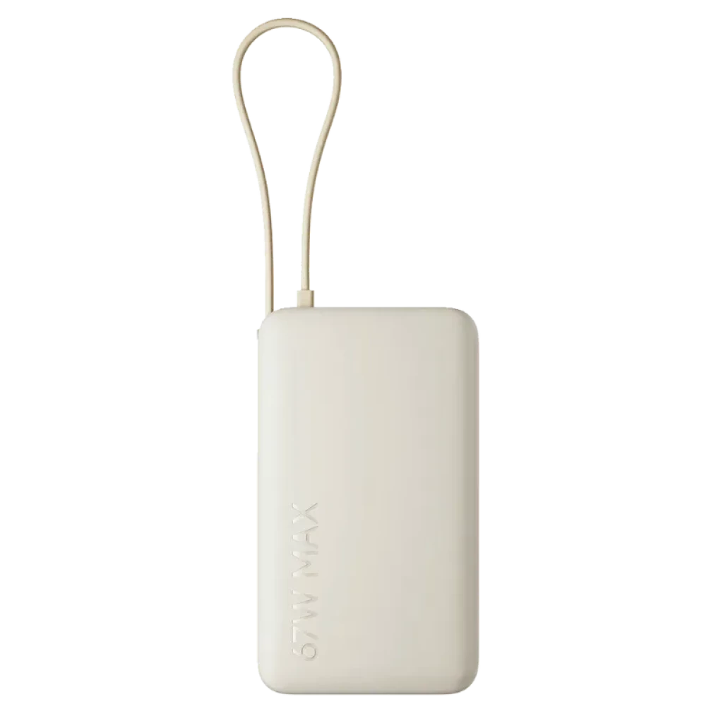 Xiaomi 67W Power Bank 10000 Beige con cable integrado, diseño compacto y minimalista, acabado mate, correa de transporte y marca 67W MAX en relieve