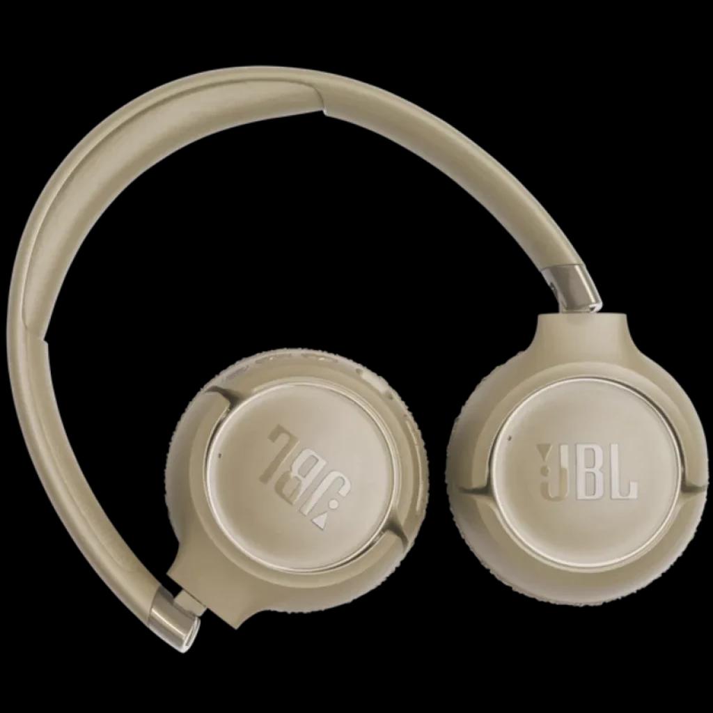JBL Tune 680NC Beige, auriculares supraaurales inalámbricos con diadema acolchada, copas giratorias y logotipos JBL visibles, diseño plegable y compacto