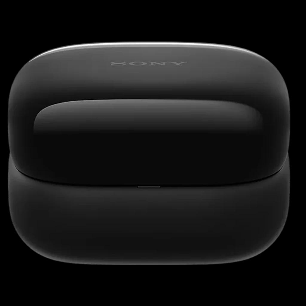 Boîtier noir compact Sony LinkBuds Clip WF-LC900 au fini mat, forme arrondie épurée avec logo discret sur le couvercle, bords lisses et design minimaliste