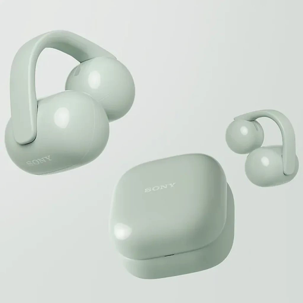 Sony LinkBuds Clip WF-LC900 verde com design open-ear; corpo arredondado e clipe lateral integrado para fixação confortável e discreta em tom pastel