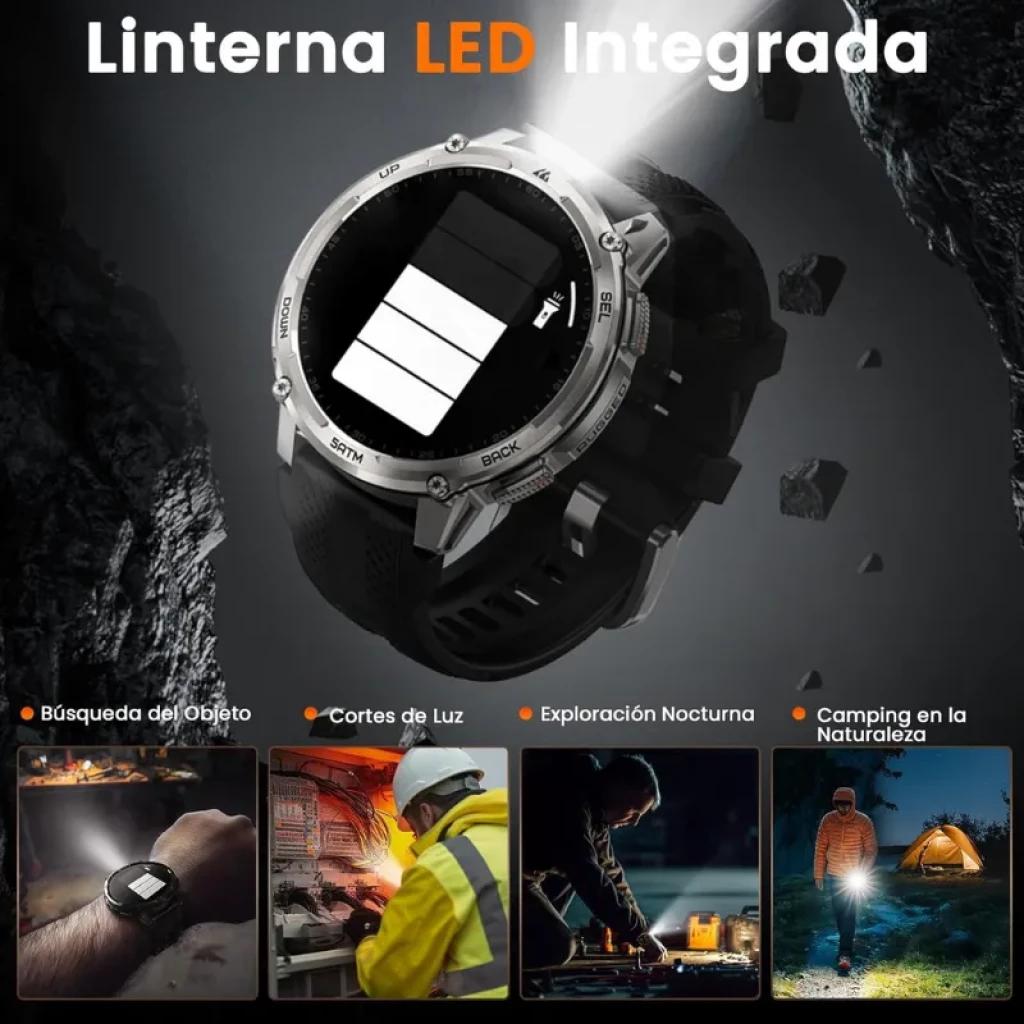 Kospet Tank T4C prateado com pulseira preta, lanterna LED integrada; design robusto 5 ATM para uso externo e noturno