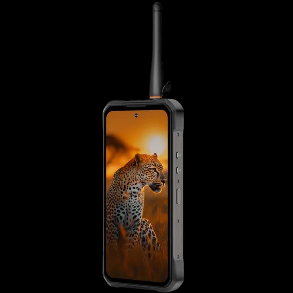 Oukitel WP61 Plus 5G preto robusto, corpo reforçado, antena walkie-talkie DMR, ecrã grande com moldura espessa e botões laterais visíveis