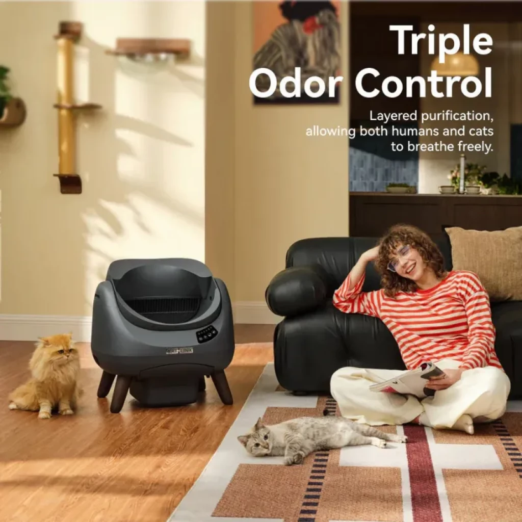 Arenero autolimpiable blanco con tapa abierta y control WiFi; diseño moderno, pantalla lateral, base elevada y entrada amplia para gatos