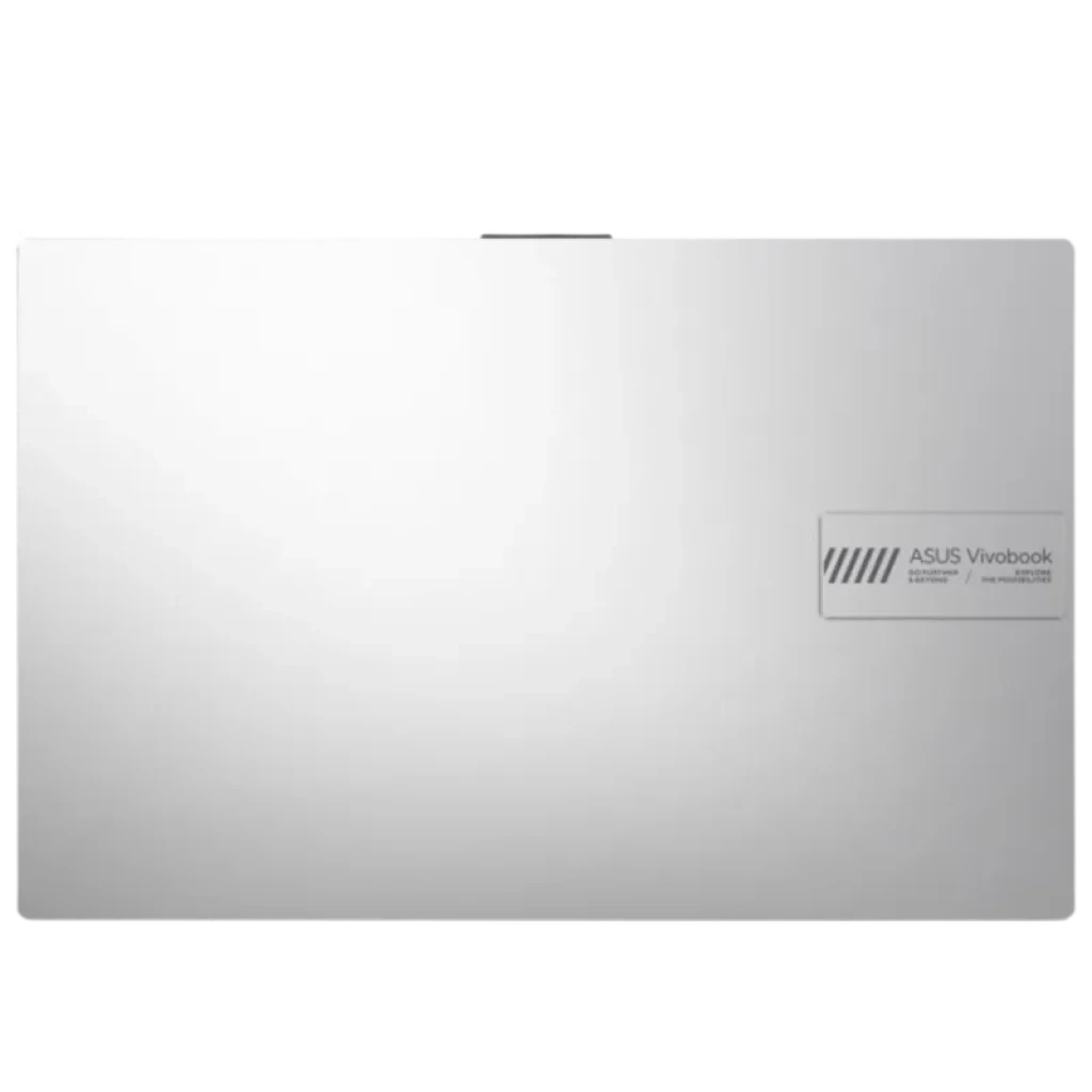 Tampa prateada do Asus VivoBook 15 com acabamento metálico fosco e logotipo ASUS lateral; design minimalista e bordas retas elegante e moderno