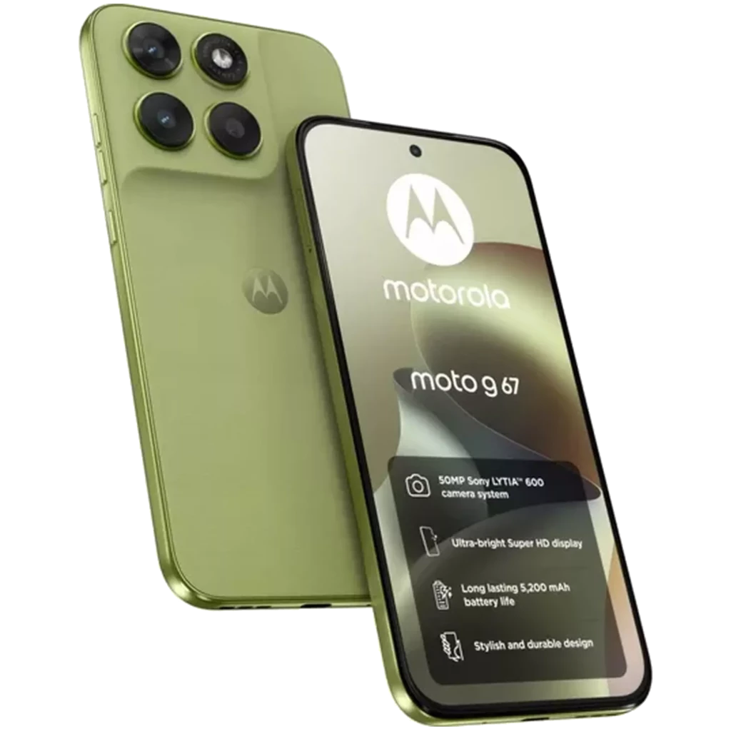 Smartphone vert Motorola Moto G67 5G, écran 6,78 pouces à bords fins, triple caméra arrière proéminente, poinçon centré, design élégant et durable