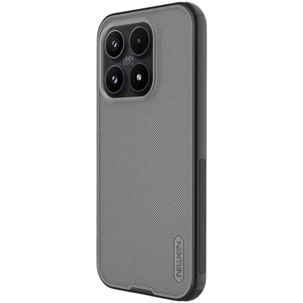 Funda Nillkin Super Frosted Shield Pro para Xiaomi 17 en negro translúcido, textura antideslizante, esquinas reforzadas y recorte precisa para cámara triple