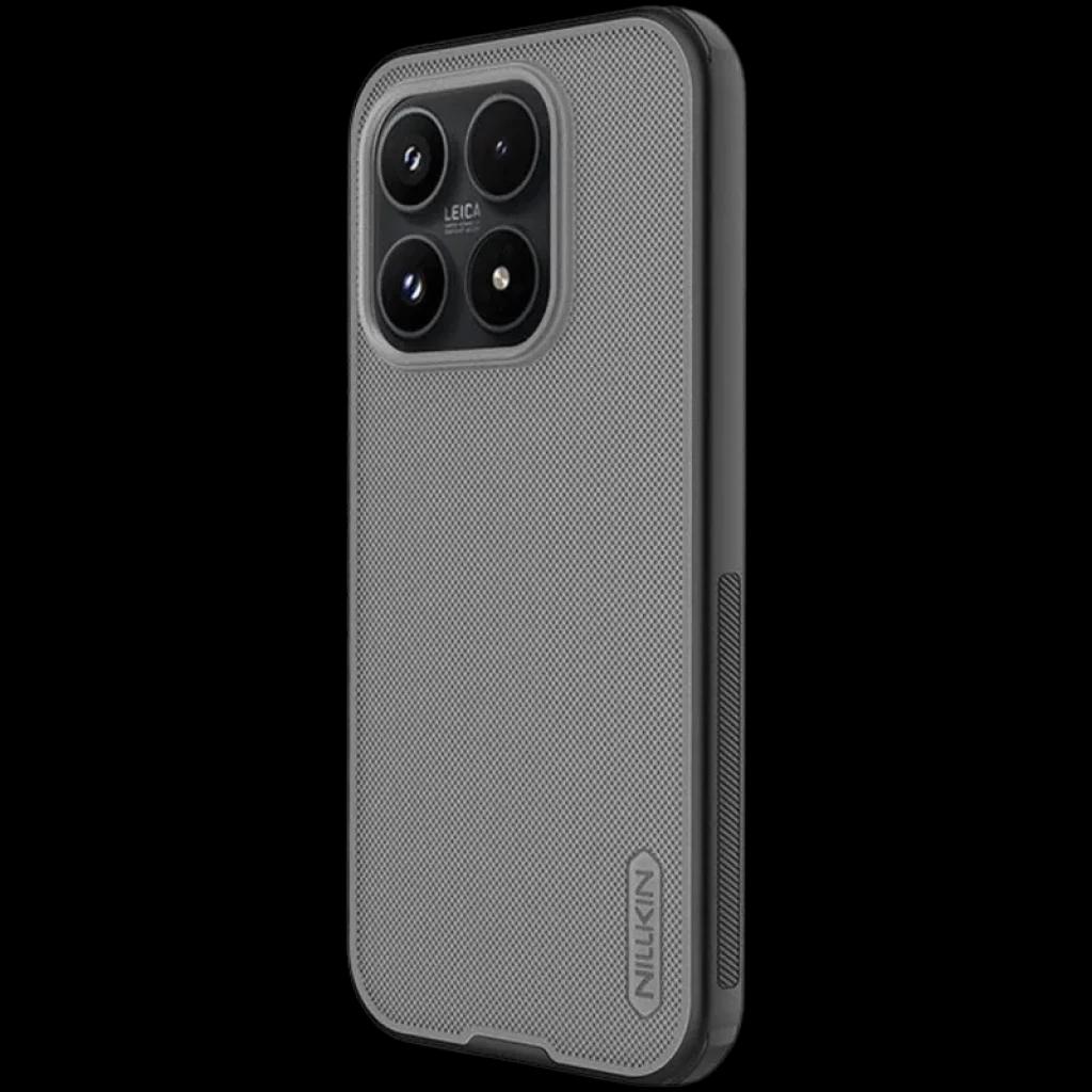 Funda Nillkin Super Frosted Shield Pro para Xiaomi 17 en negro translúcido, textura antideslizante, esquinas reforzadas y recorte precisa para cámara triple