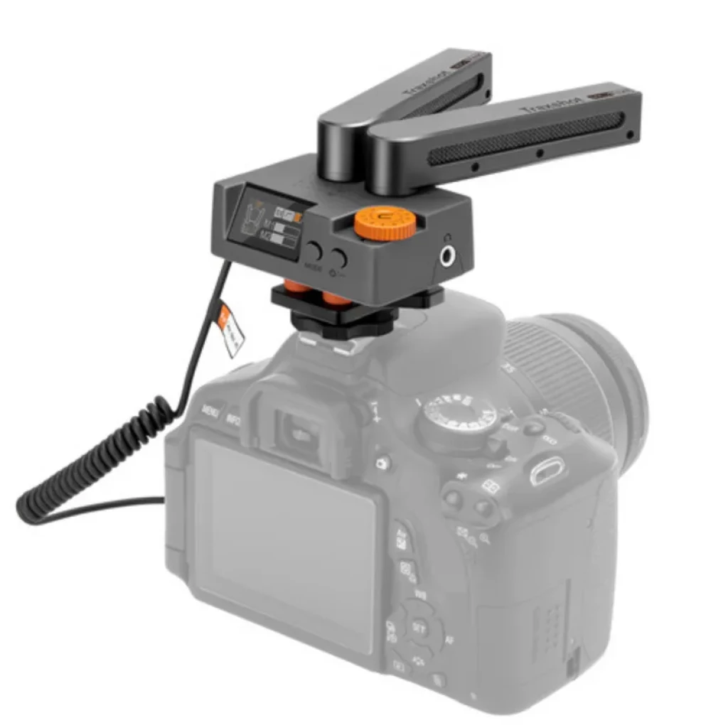Comica Traxshot Transformável com Ecrã OLED, microfone shotgun multimodo com braços ajustáveis, montagem em sapata, visor OLED e controlo por botões