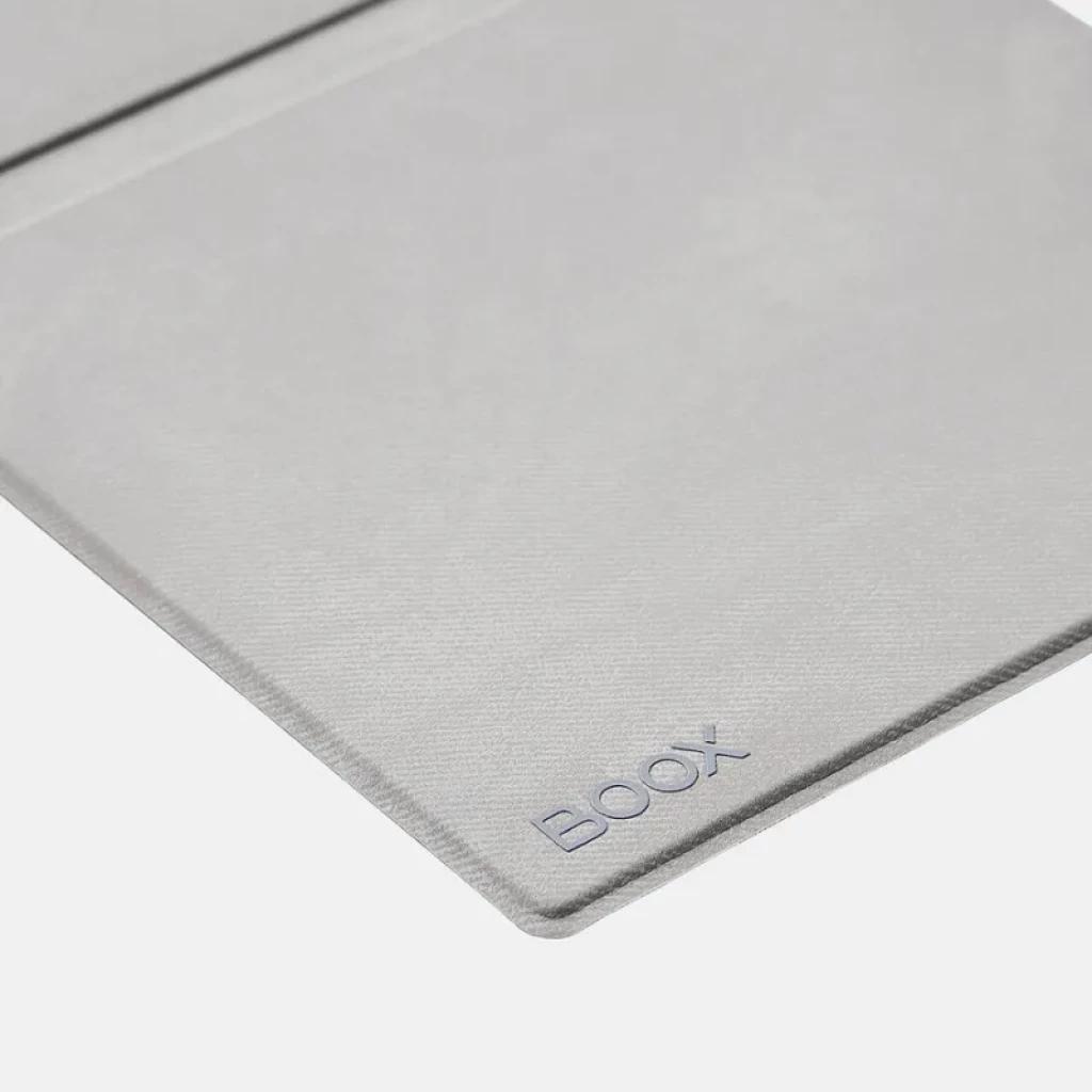Étui BOOX pour Go 7 et Go 7 Color Gen II gris, texture douce semblable à du tissu, intérieur velouté et logo BOOX gravé dans le coin