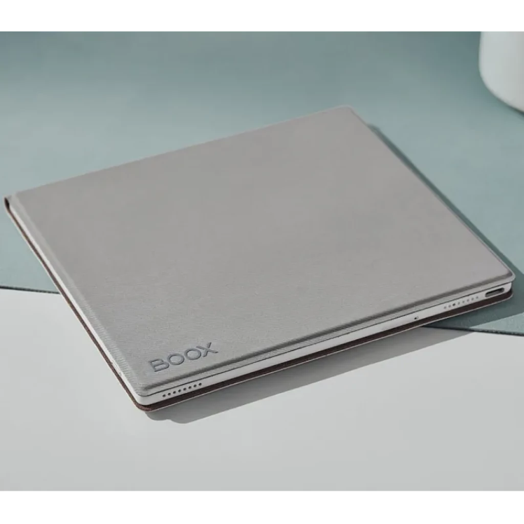 Étui BOOX gris pour Go 7 et Go 7 Color Gen II avec finition élégante, bords précis et fermeture magnétique ; protège l'écran et les ports tout en conservant un profil fin
