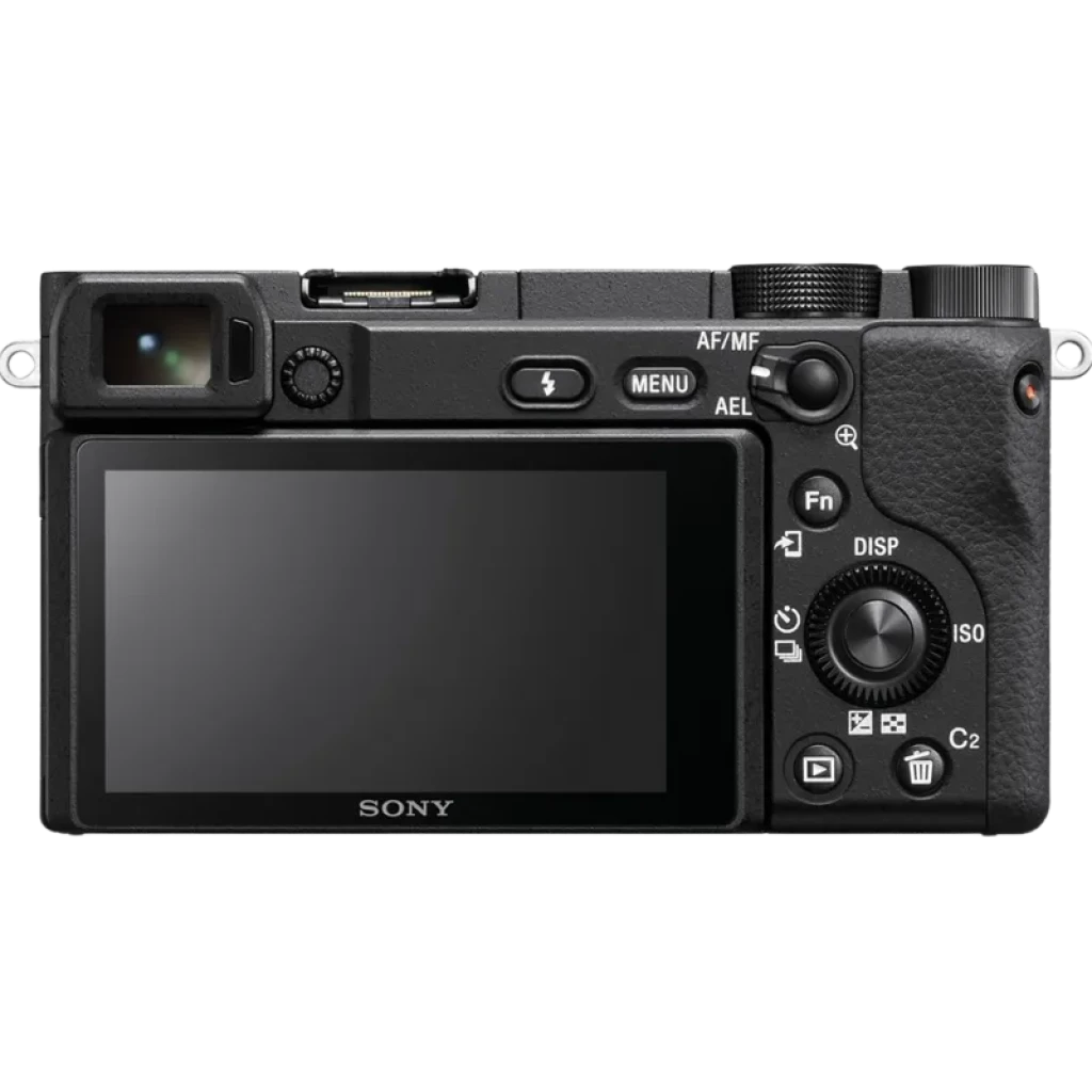 Sony α ILCE-6400AK con pantalla LCD abatible, visor electrónico lateral y controles dedicados AF/MF, ISO y AEL; cuerpo negro compacto y ergonómico
