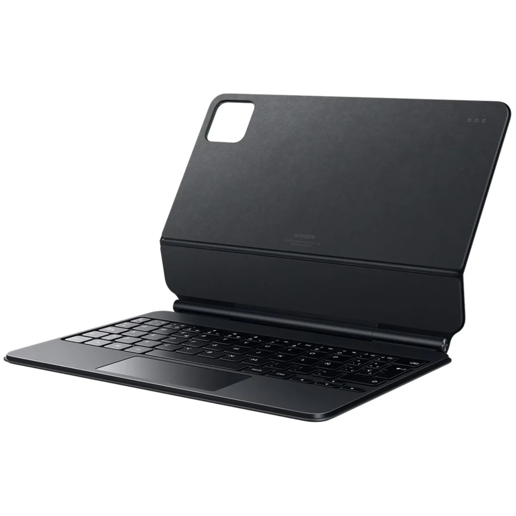 Teclado Xiaomi Pad 8 8 Pro Focus Keyboard en negro, diseño tipo folio con soporte, teclas chiclet, trackpad amplio y recorte para cámara trasera triple LED