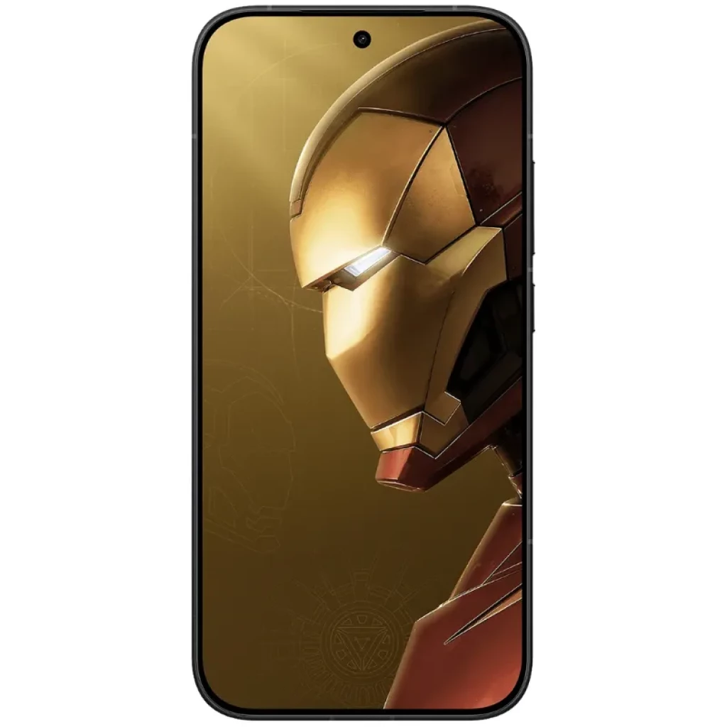 Frontal del Xiaomi Poco X8 Pro 5G Iron Man Edition con pantalla casi sin bordes y arte de Iron Man dorado en fondo dorado; cámara selfie centrada en