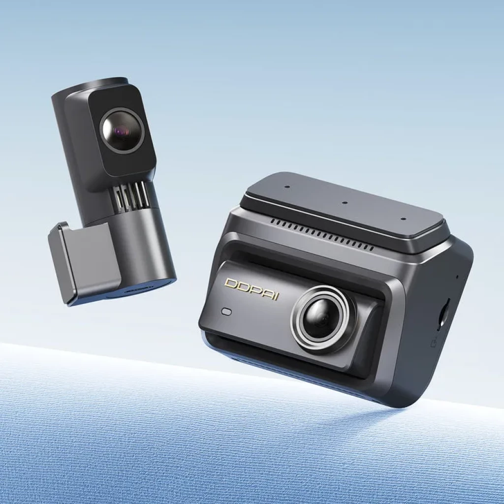 DDPAI Z90 3CH avec module 4G - Caméra pour voiture, boîtier métallique compact, grand objectif avant et module caméra secondaire cylindrique, design