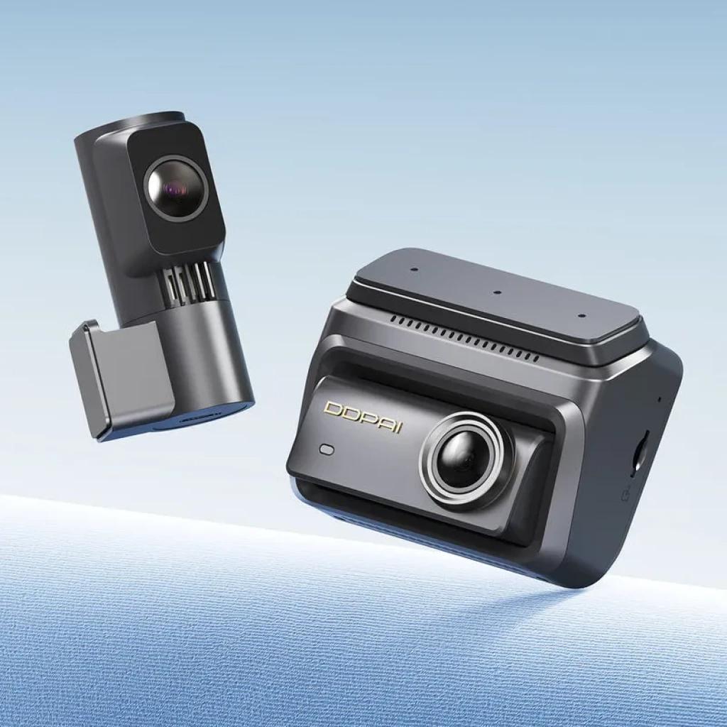 DDPAI Z90 3CH avec module 4G - Caméra pour voiture, boîtier métallique compact, grand objectif avant et module caméra secondaire cylindrique, design