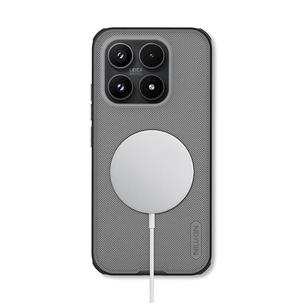 Funda Nillkin Super Frosted Shield Pro Magnetic para Xiaomi 17, transparente negro, trasera texturizada antideslizante, borde reforzado y anillo cámara elevado