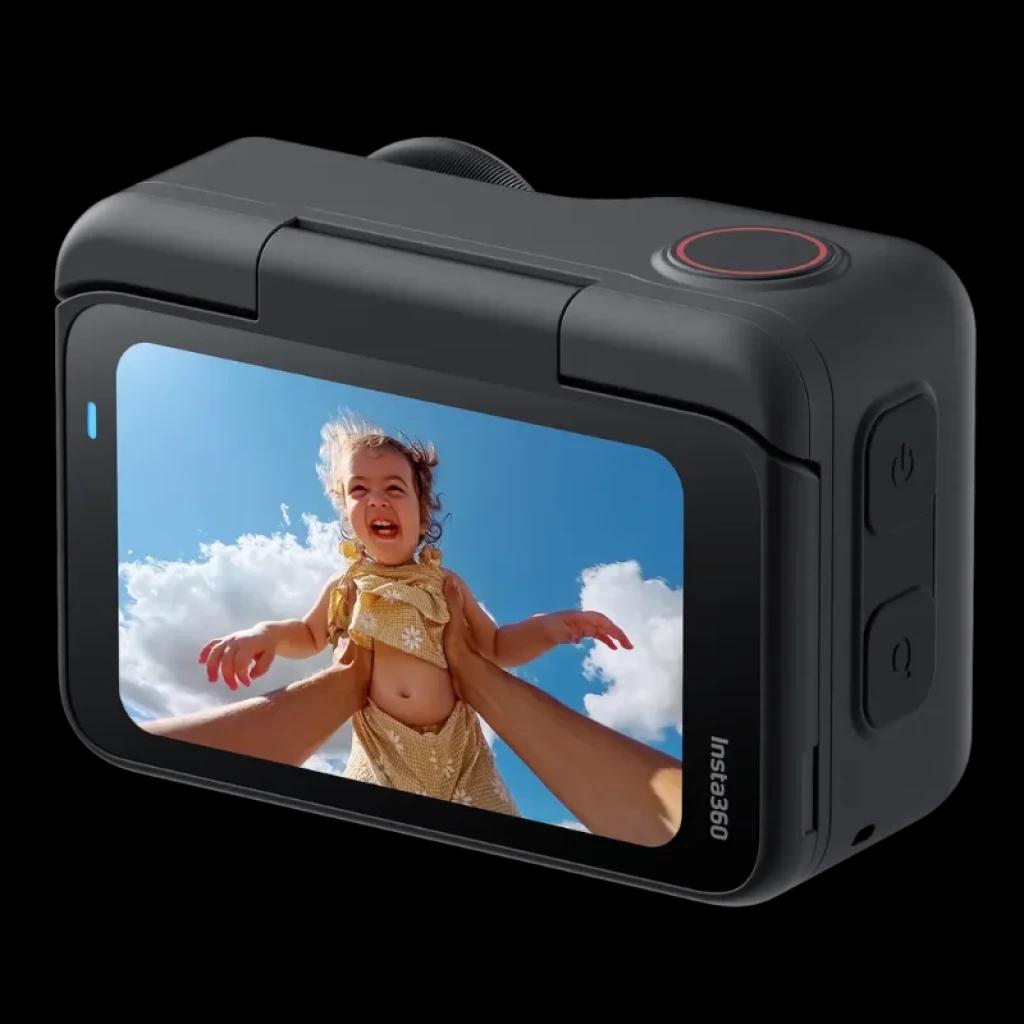 Insta360 Go Ultra Noir avec écran intégré, boîtier compact et boutons latéraux ; conception robuste pour l'action et jusqu'à 70 minutes d'autonomie