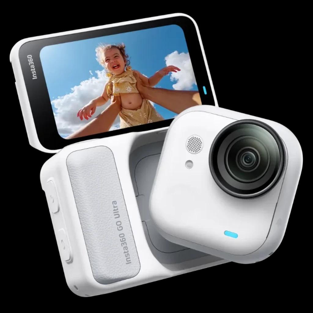 Insta360 Go Ultra Blanc 4K avec grand objectif, boîtier blanc texturé, écran tactile pivotant affichant une scène vive, design compact et moderne