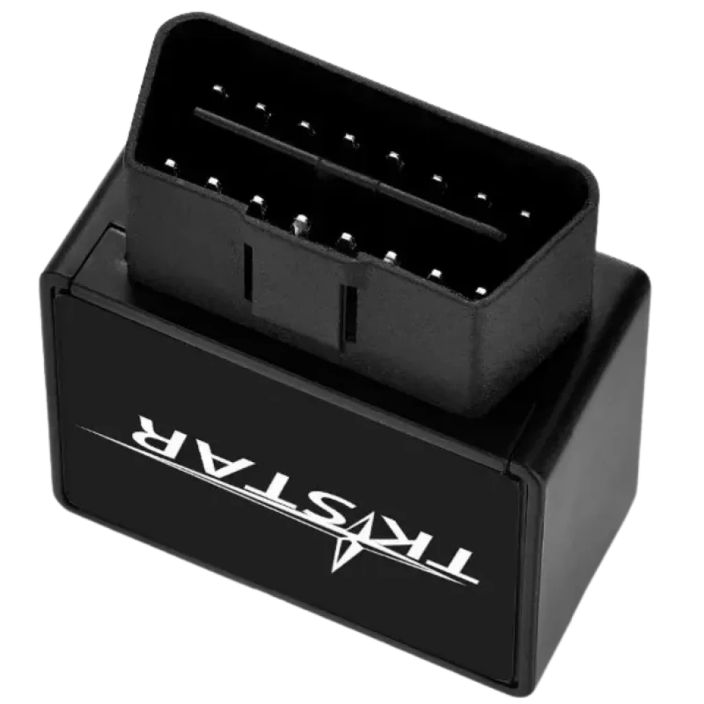 Localizador GPS TKSTAR TK816 4G para porta OBD2 em formato compacto, conector OBD macho de 16 pinos, caixa preta robusta com logotipo TKSTAR em destaque