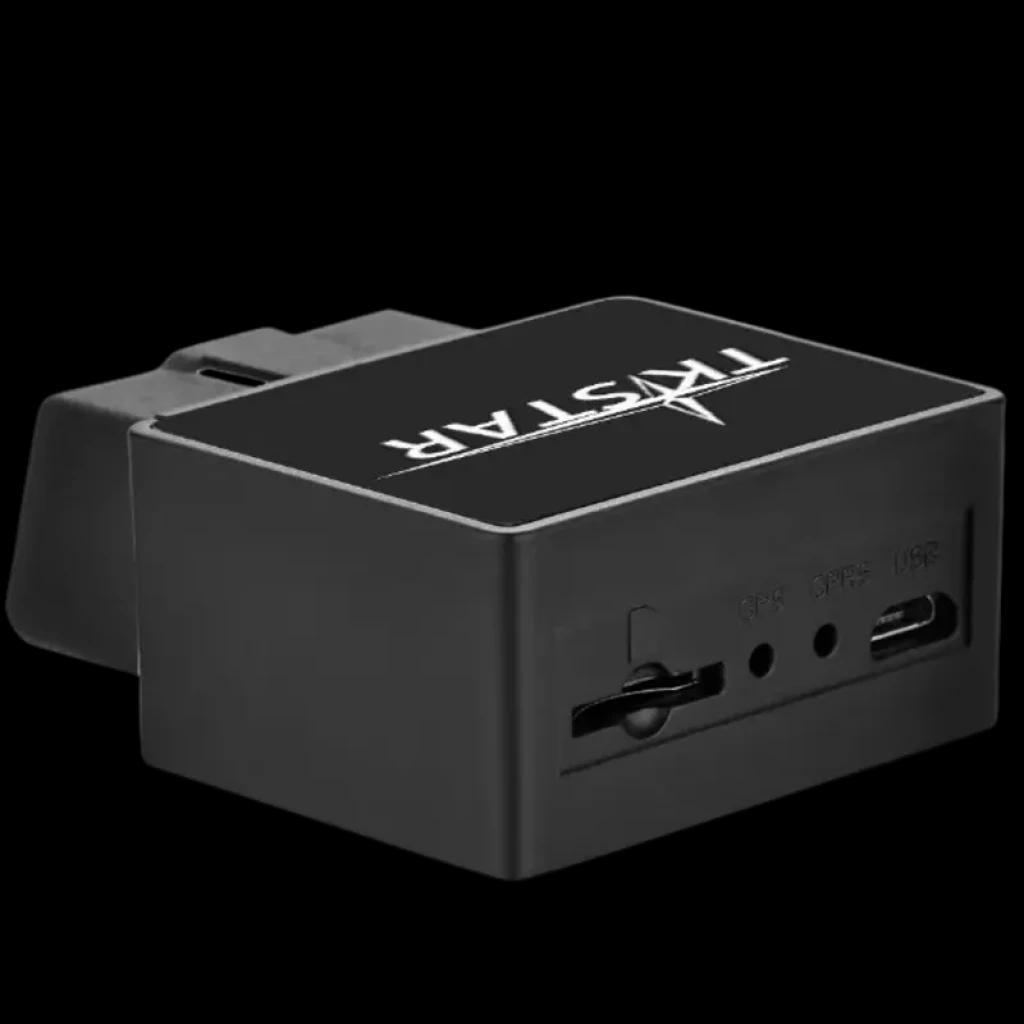 Localizador GPS TKSTAR TK816 4G para porta OBD2, compacto em caixa preta, conector OBD2 visível, entradas laterais para cartão SIM e porta micro USB