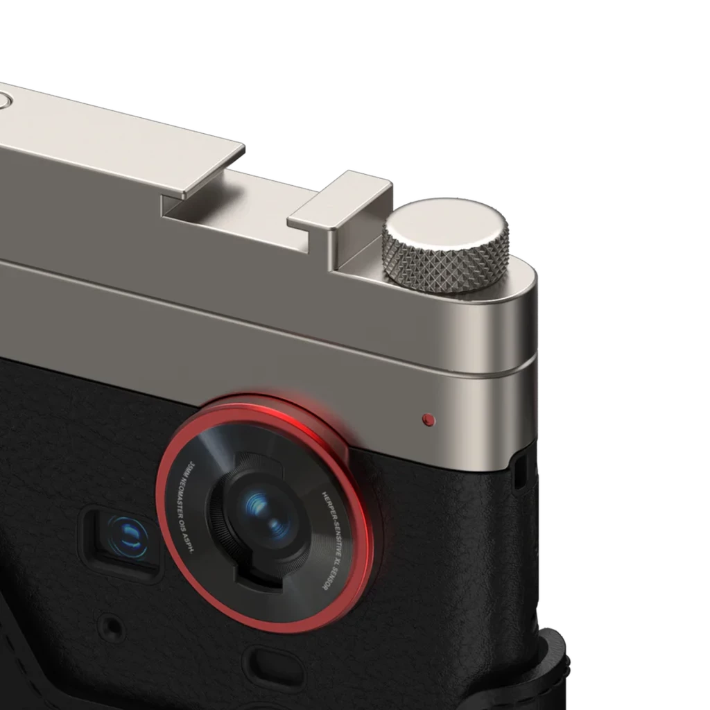 Nubia Z80 Ultra Mobile Kit de fotografía Retro con módulo cámara estilo retro, anillo rojo en la lente, acabado metálico cepillado y agarre de cuero negro