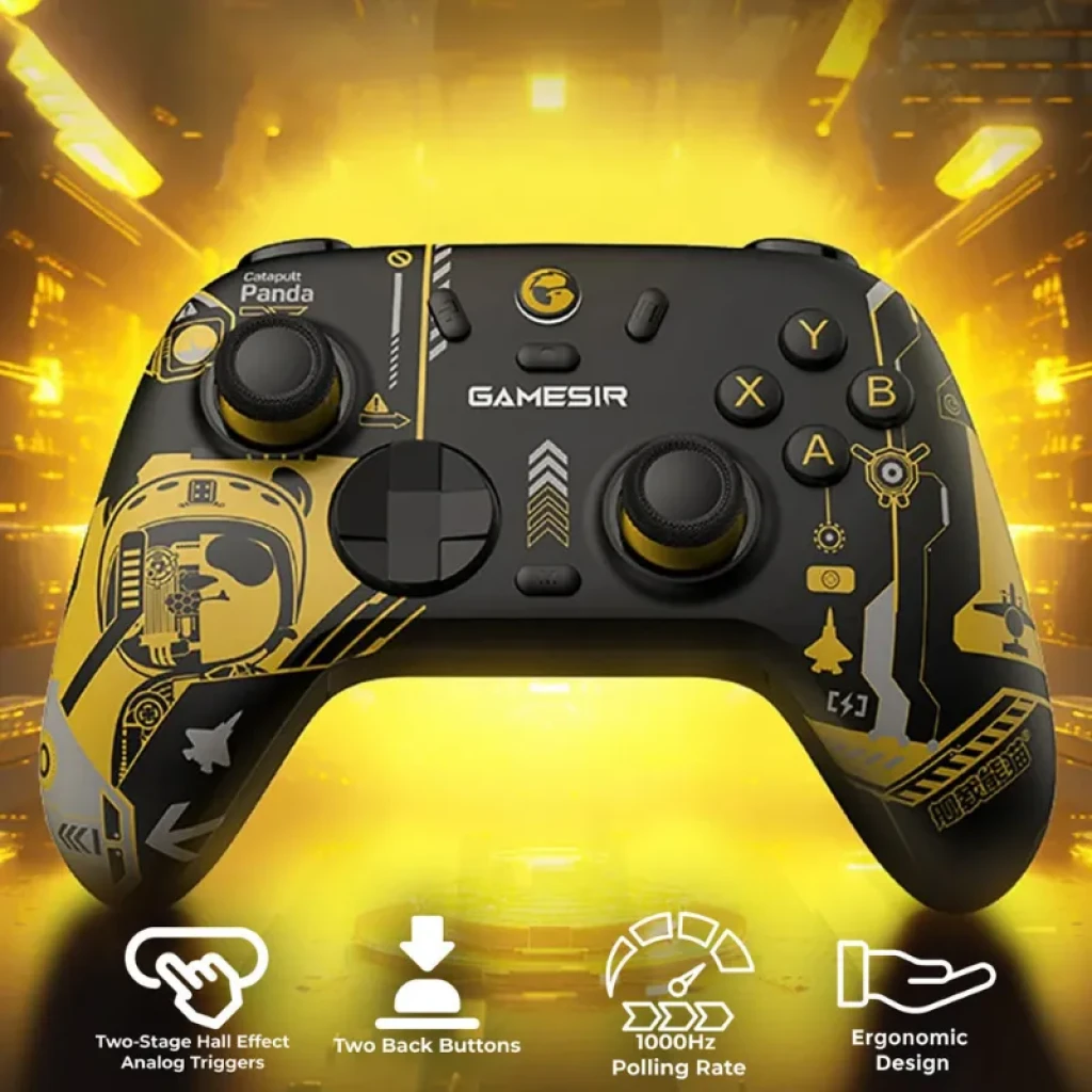 GameSir Nova 2 Lite Panda Edition: gamepad negro con detalles dorados, símbolos futuristas, botones traseros, gatillos Hall, joystick y diseño ergonómico