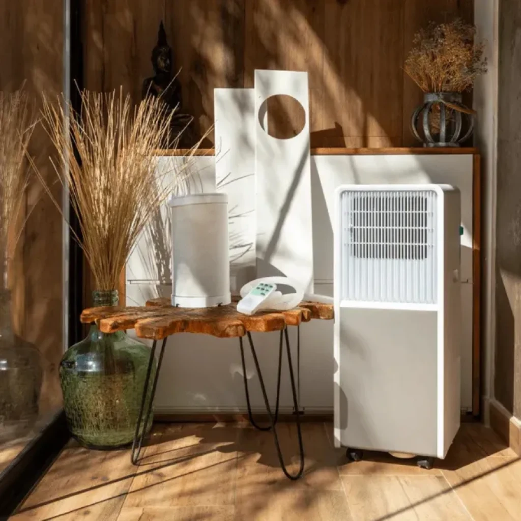Cecotec ForceClima 9550 Style Heating Connected, portátil blanco con rejilla frontal, mando a distancia y diseño compacto para interiores modernos