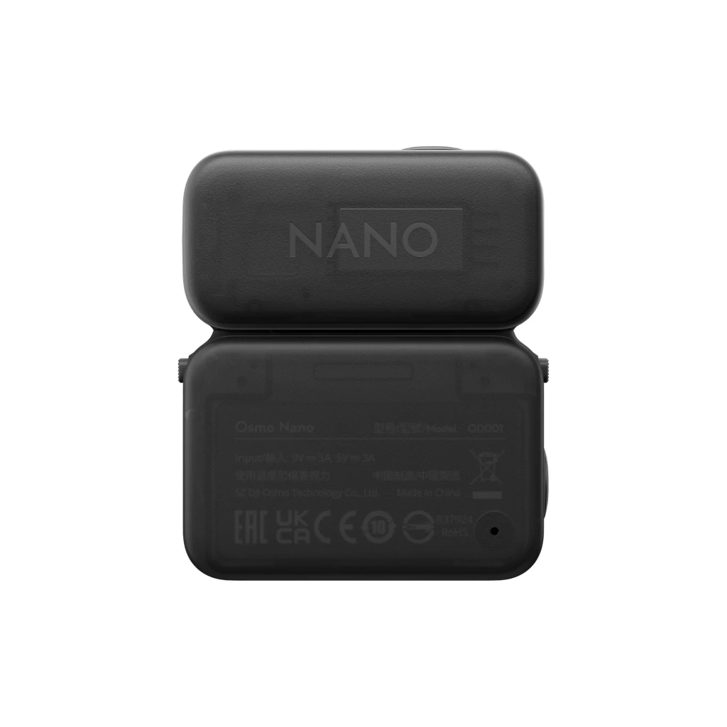 Módulo DJI Osmo Nano Standard negro con logotipo NANO, cuerpo compacto de plástico mate, inscripciones traseras y puertos señalados, 124 g, 64GB, 4K CMOS
