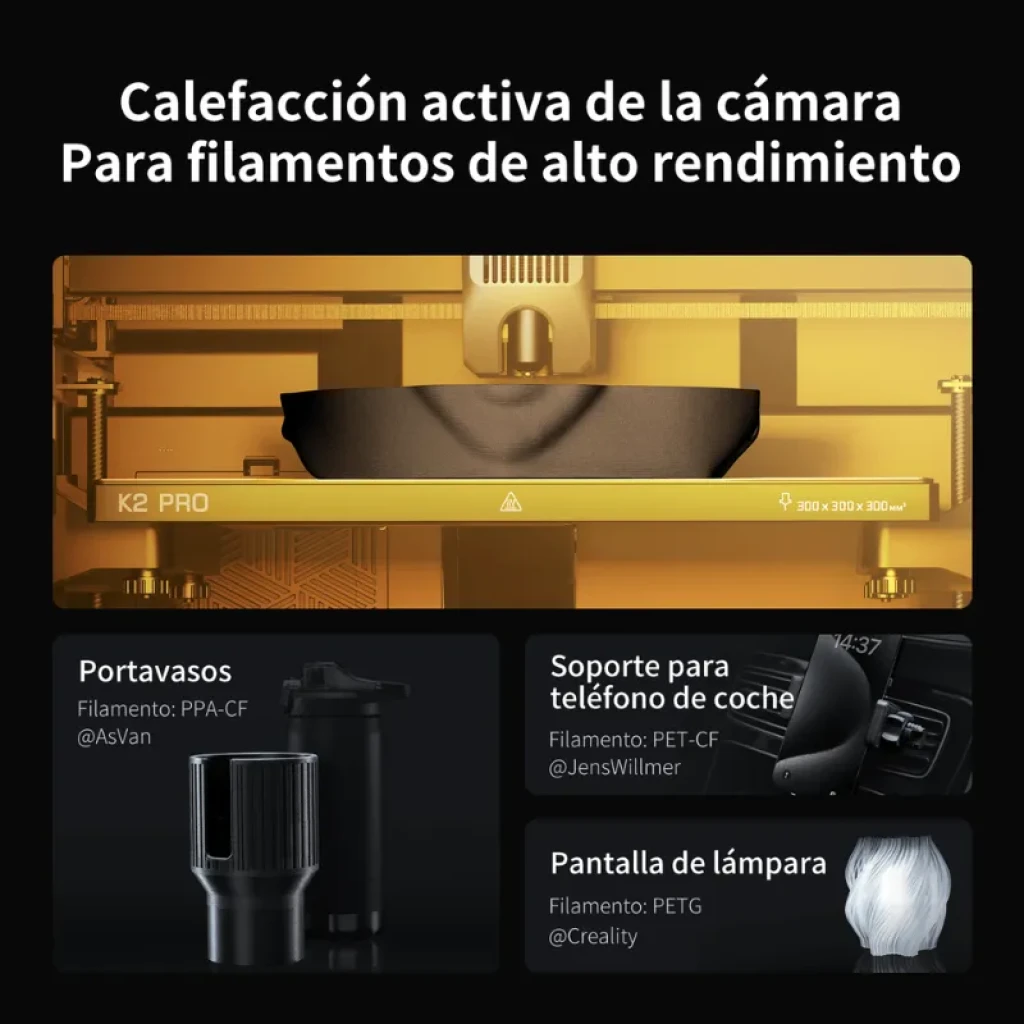 Creality K2 Pro con cámara calefactada dorada, boquilla en primer plano y ejemplos impresos: portavasos, soporte de coche y pantalla de lámpara