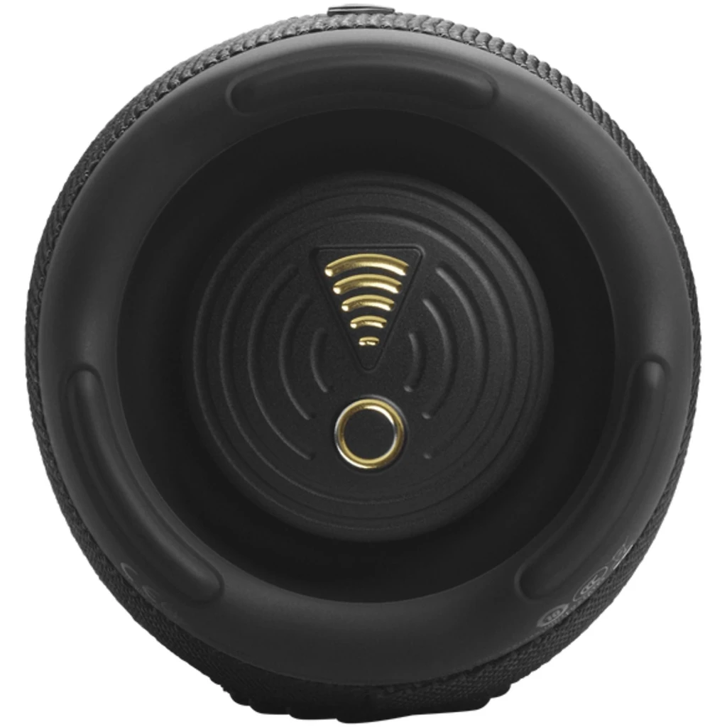 Extremidade do JBL Charge 5 Wi‑Fi 40 W em preto com radiador passivo circular, anel texturizado e ícone de conectividade dourado central