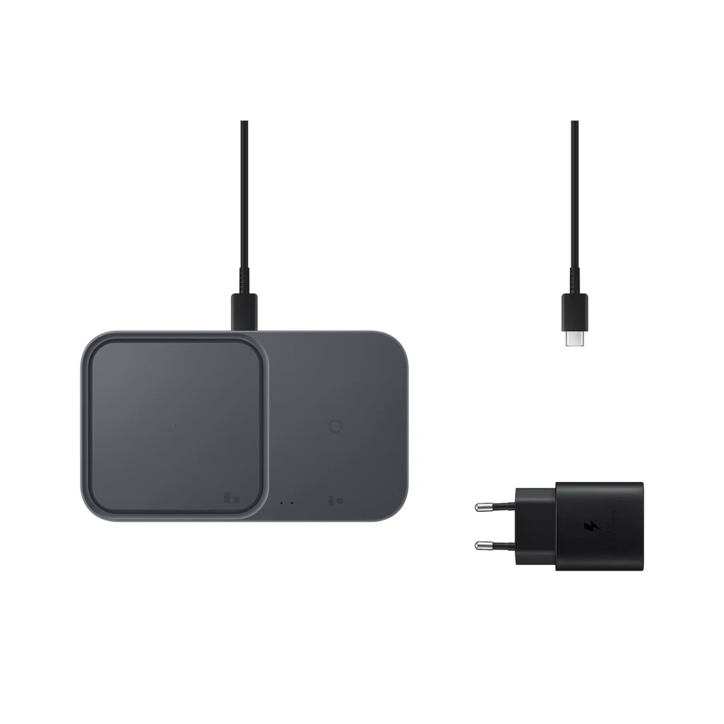 Cargador inalámbrico Samsung Duo 15W gris oscuro con dos superficies de carga, USB‑C y adaptador de pared negro, diseño compacto y minimalista