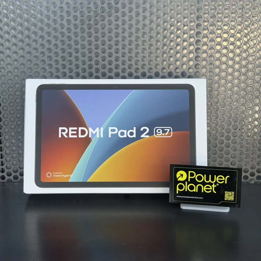 Tableta Xiaomi Redmi Pad 2 WiFi 9,7 pulgadas en color plata, 4 GB RAM y 128 GB de almacenamiento, pantalla con marcos finos y diseño elegante