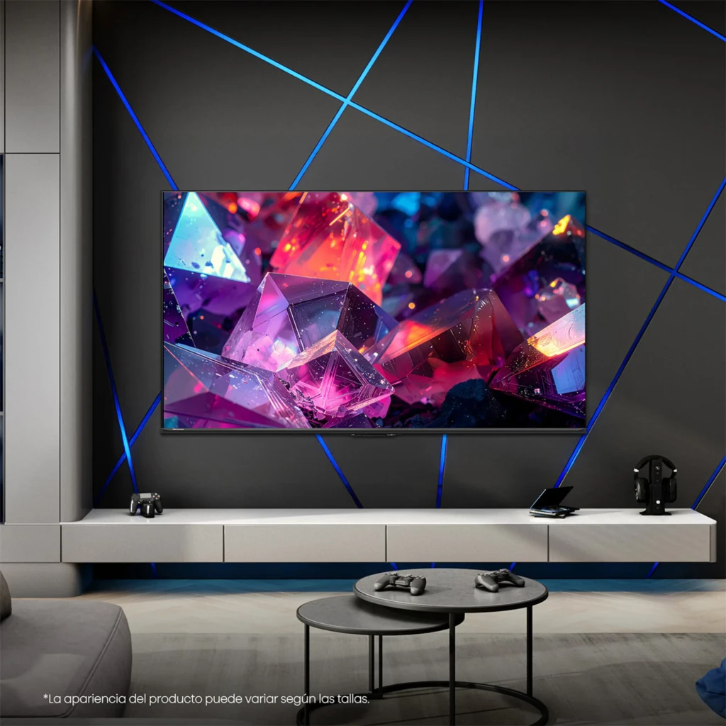 Hisense 65E7S PRO Smart TV QLED 65 pulgadas 4K en negro con pantalla sin bordes, colores vibrantes y montaje en pared en sala moderna con luz LED azul