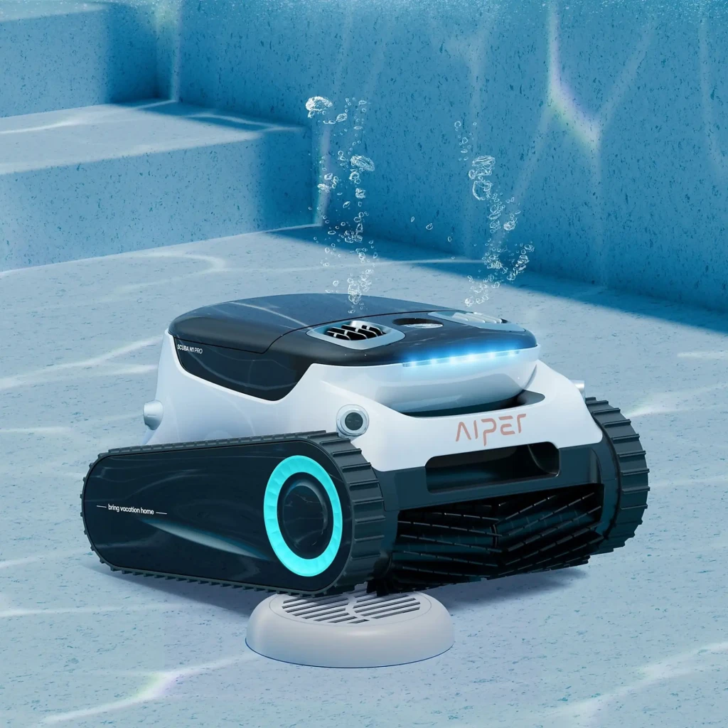 Aiper Scuba S1 Pro 2025 Robot Aspirador 379 LPM con orugas turquesa, luz LED frontal y boquilla ancha, limpiando fondo de piscina junto a un desagüe