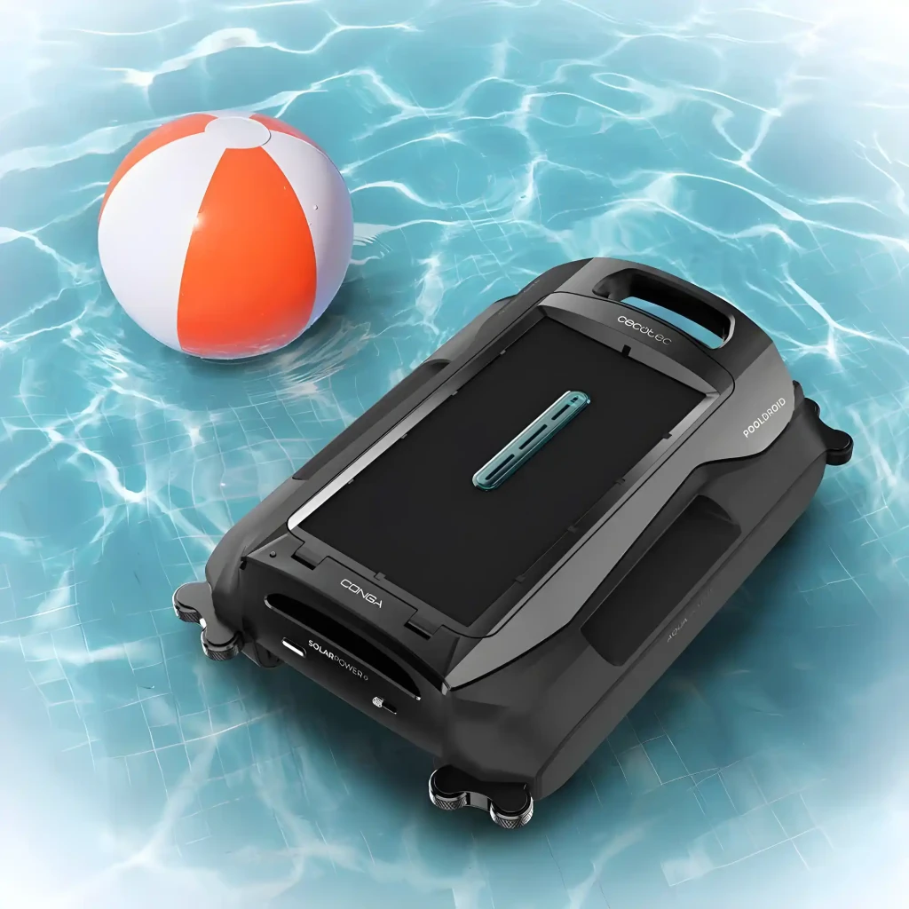 Cecotec Conga Pooldroid AquaSkater 4,5L: robot limpia piscinas negro, compacto y robusto, con asas superiores, ruedas multiterreno y diseño aerodinámico en