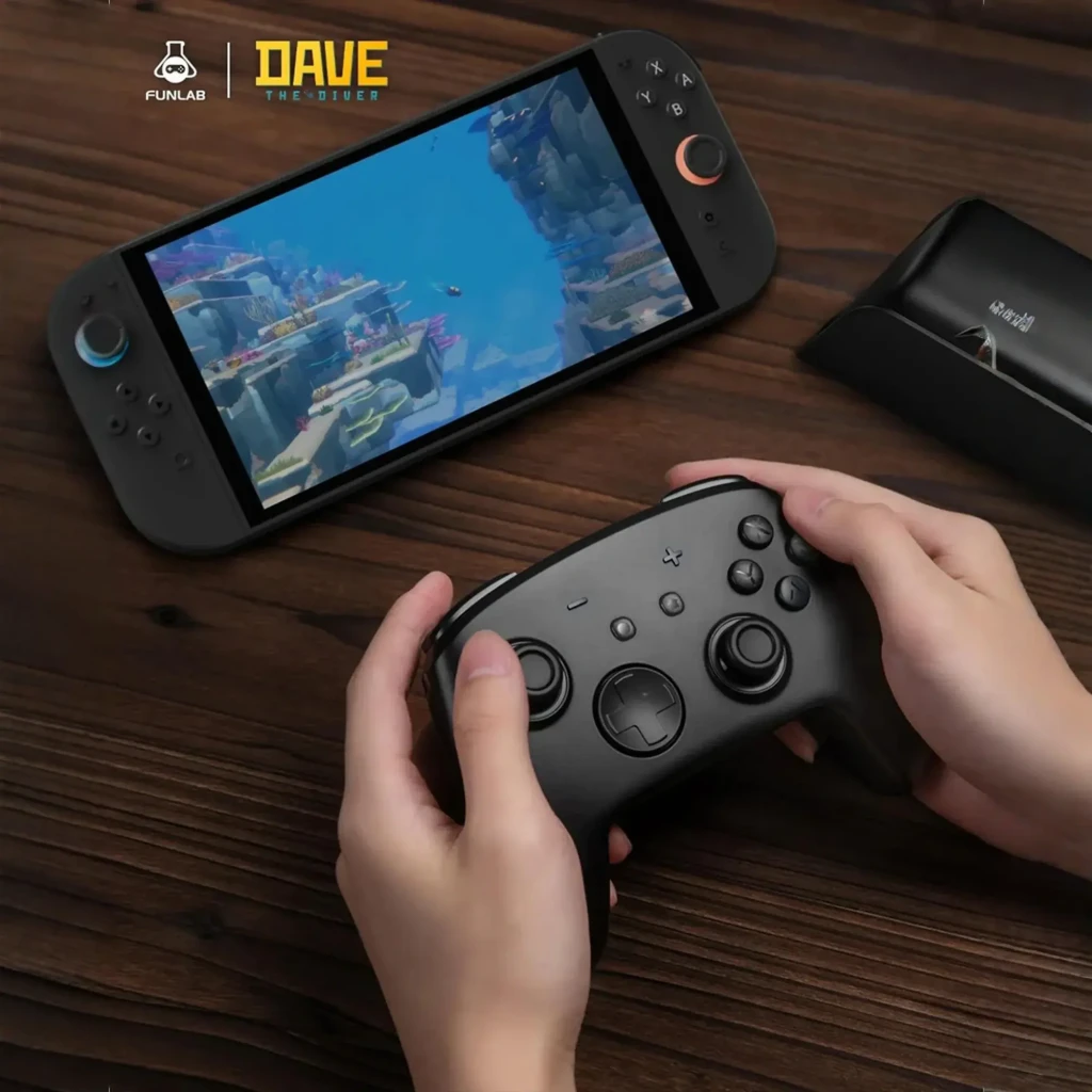 Mando Funlab Luminex Pro Wireless Switch con dock de carga, acabado negro mate, joysticks precisos y botones ergonómicos, edición Dave Collab