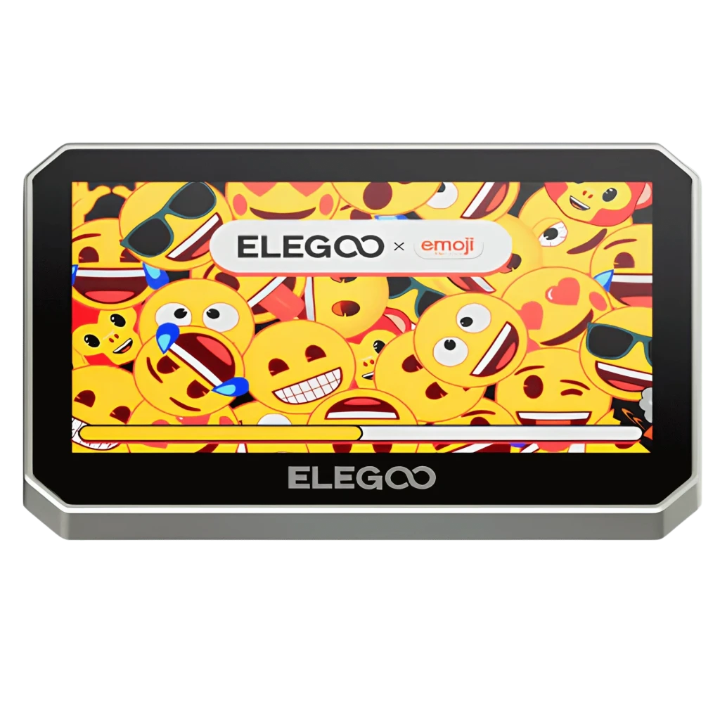 Pantalla frontal con marco negro y borde gris, muestra colaboración Elegoo x Emoji con mosaico de caritas amarillas sonrientes y gafas de sol