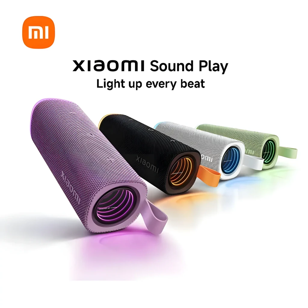Altavoz Bluetooth Xiaomi Sound Play negro cilíndrico con malla textil, asa lateral y luz LED inferior; diseño portátil y resistente, acabado elegante