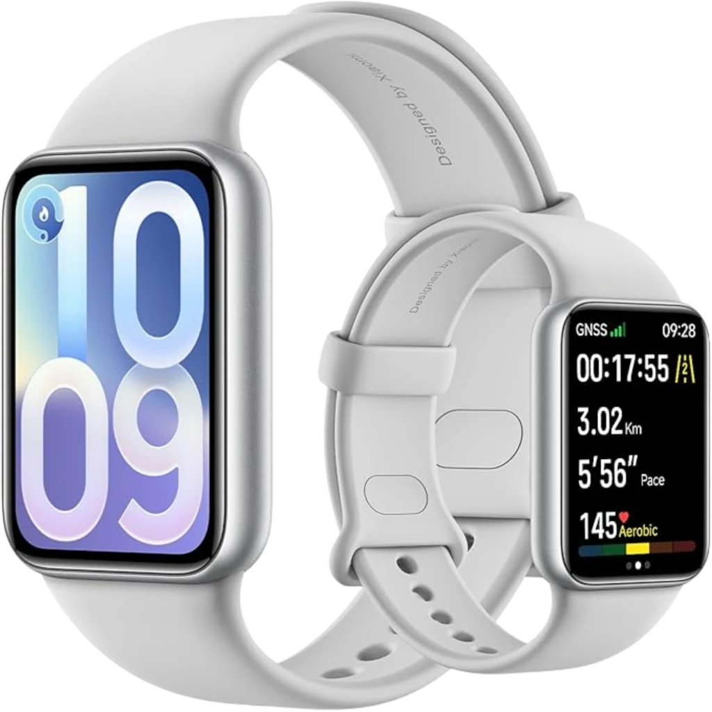 Xiaomi Smart Band 10 Pro en plata con pantalla AMOLED 1,74, correa de silicona blanca y borde metálico; interfaz deportiva con métricas en pantalla