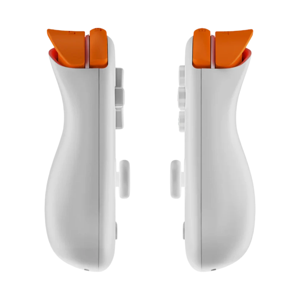 Mandos laterales blancos con gatillos y acentos naranjas, diseño ergonómico curvo, botones frontales y laterales, compatibles con Mangmi Pocket Air X 5,5